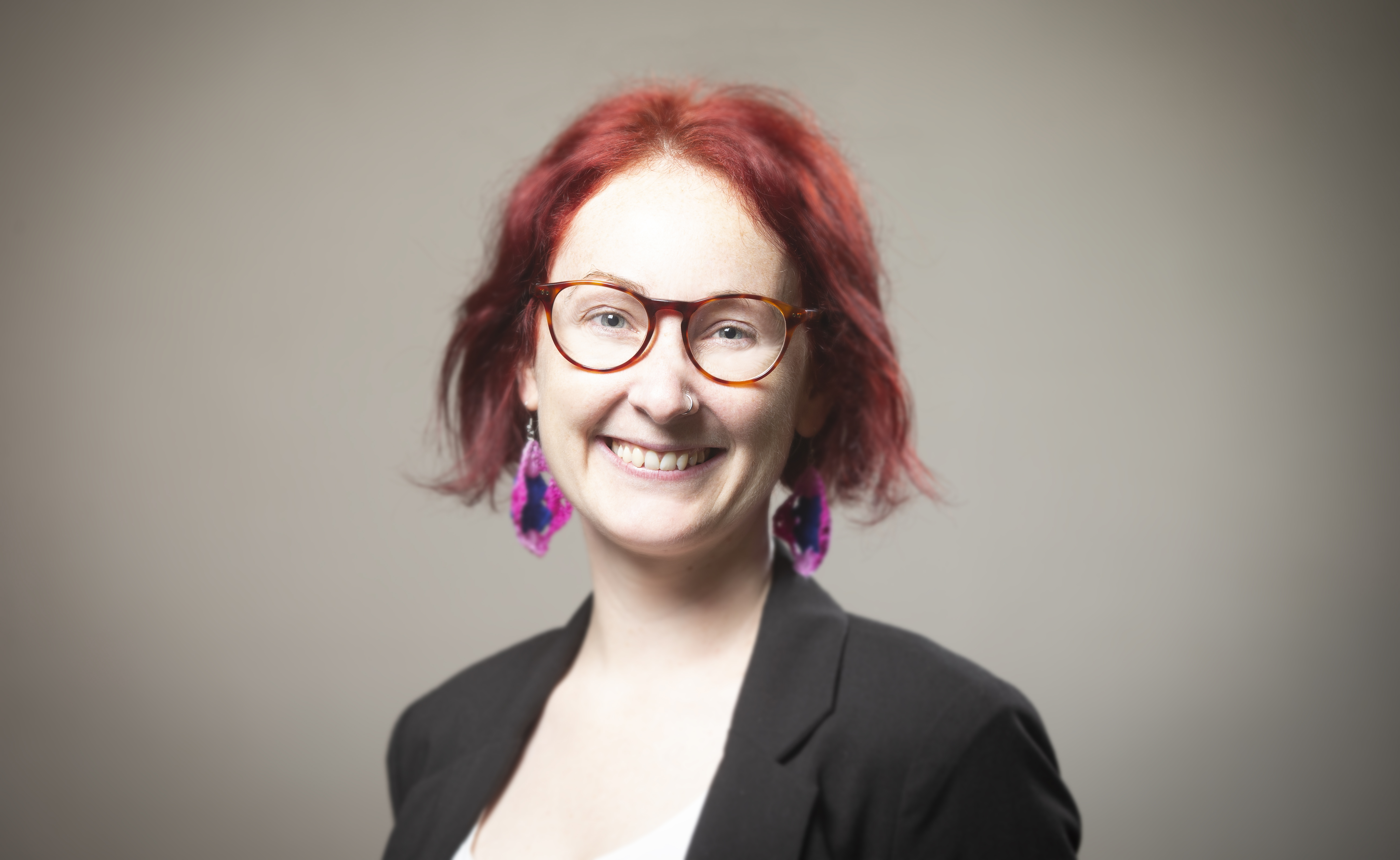 Dr Rachel Loney-Howes